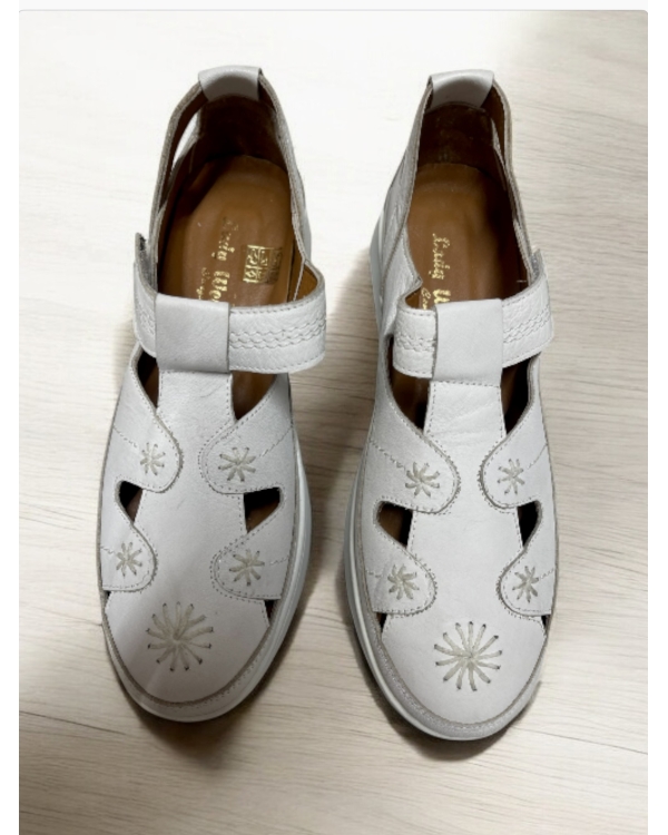 Pantofi Casual Chickie Albi